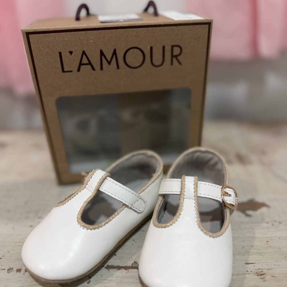 L'Amour White and Tan Toddler Dress Shoes